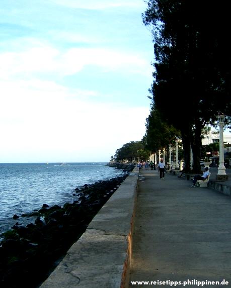 Dumaguete, Promenade